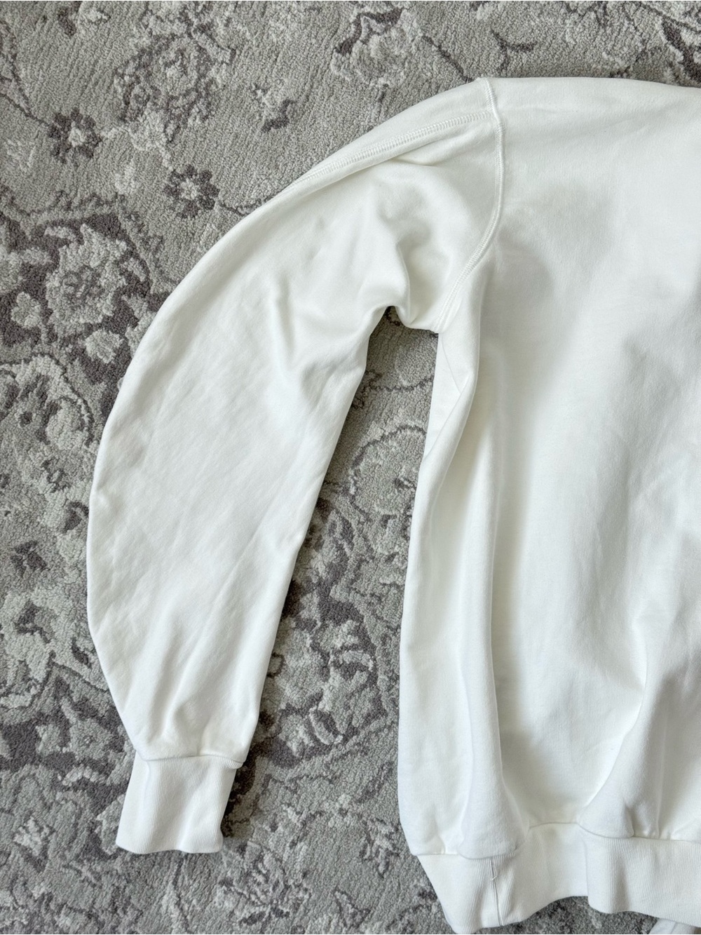 Maison Margiela Women’s Runway Collection Oversized White Curved Seam Sweatshirt - Picture 9 of 13